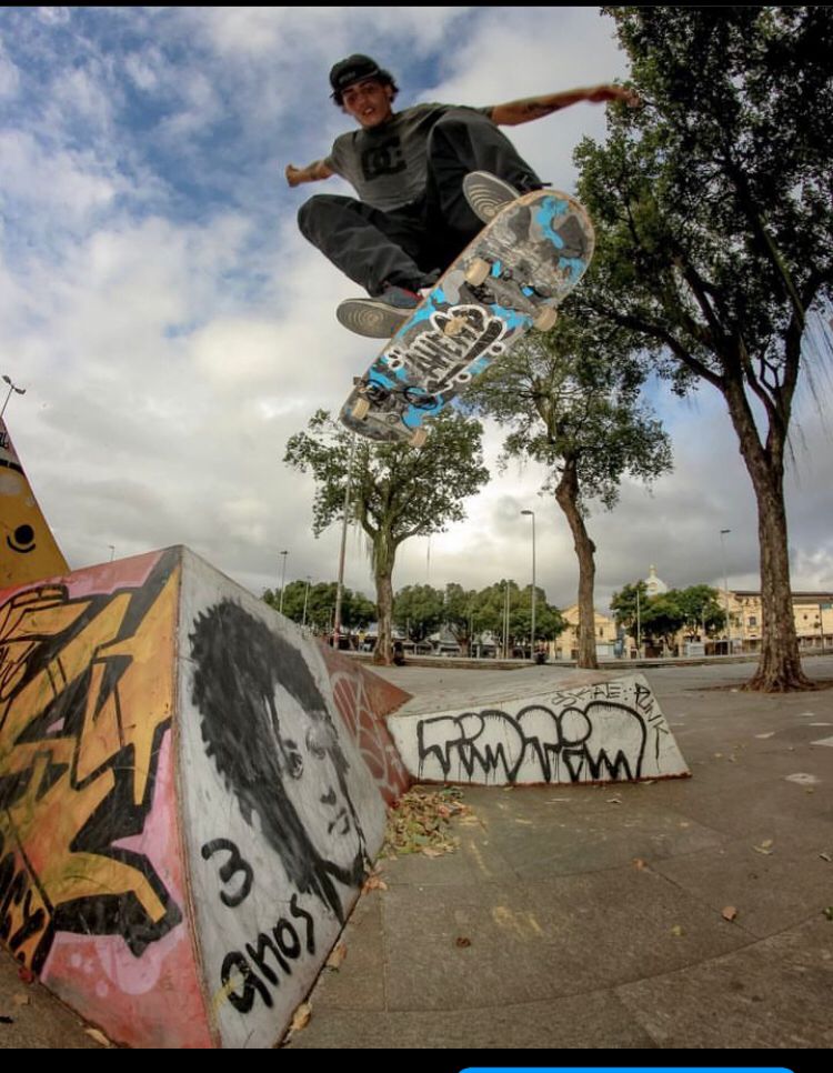 Productive week, with lots of haircuts, skateboarding and construction work!