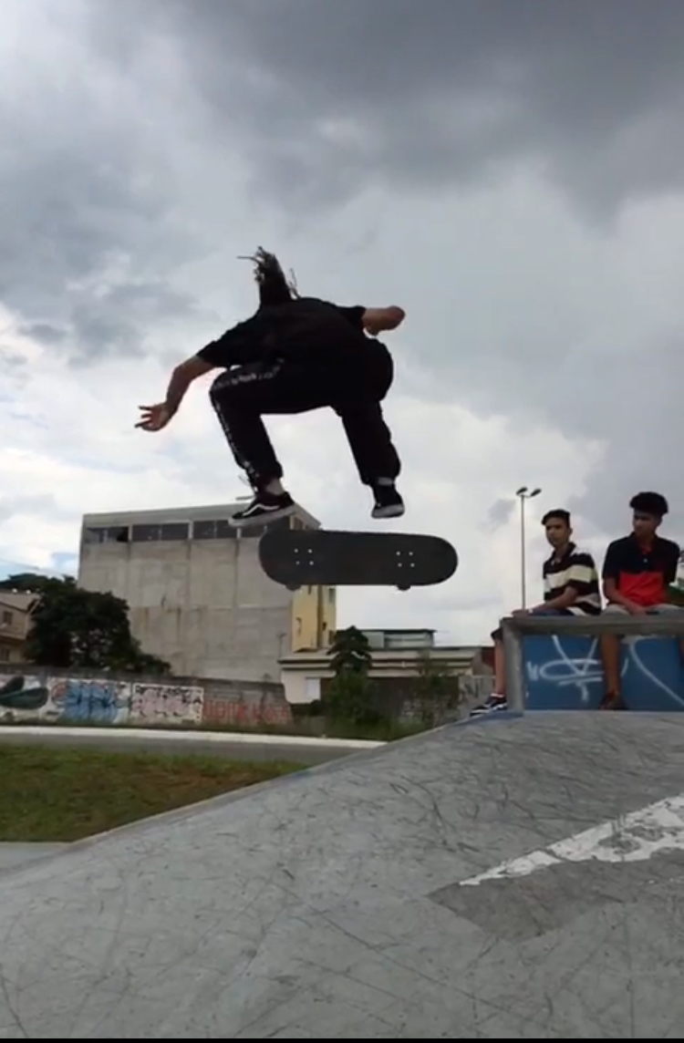 Somando 🤜🏽🤛🏽👊🏽