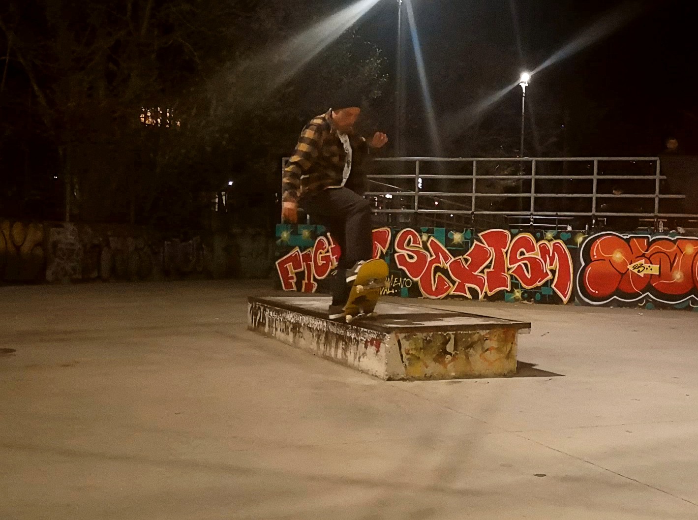 Late Night Ledge Fun at Ioannina Skatepark