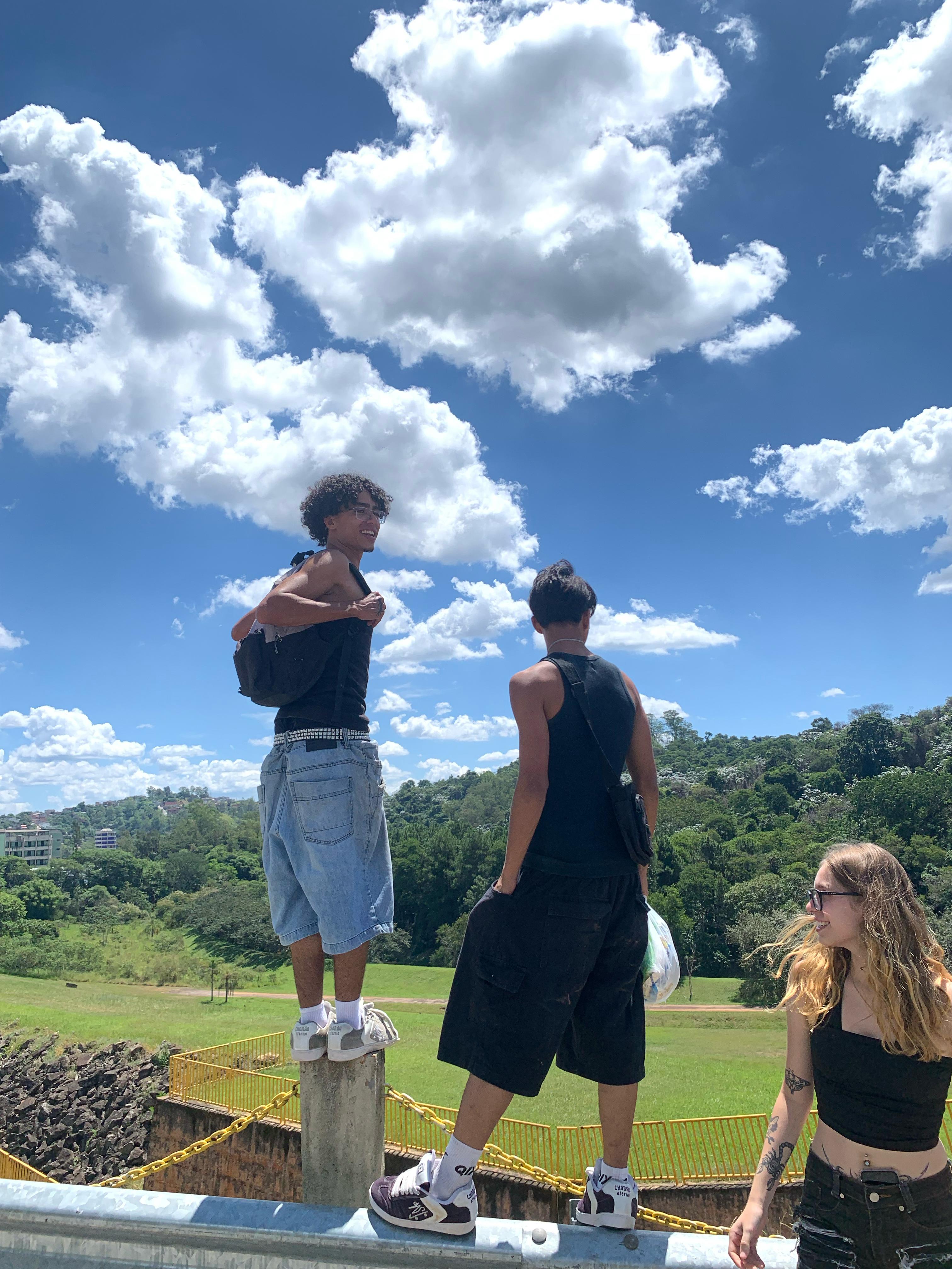 I'M CAIQUE MODESTO I HAVE A  SIXTEEN YEARS OLD AND THIS US NEW PROJECT ON THE STREETS! "FLERTE 2"