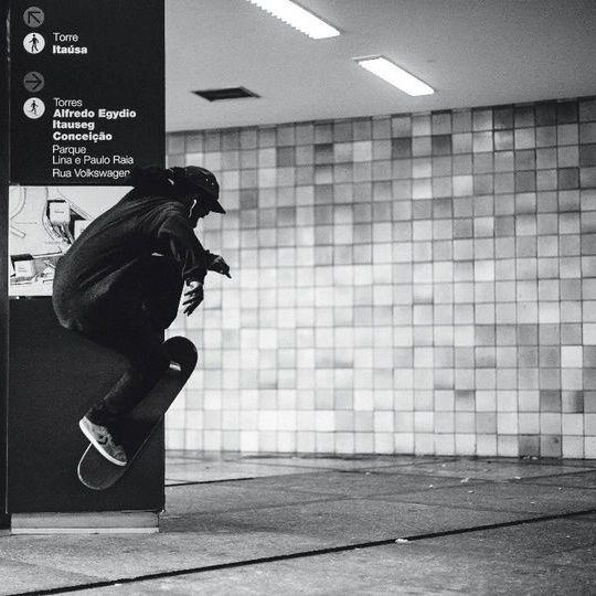 THROWBACK 2017 2 LINE IN CONC PLAZA!