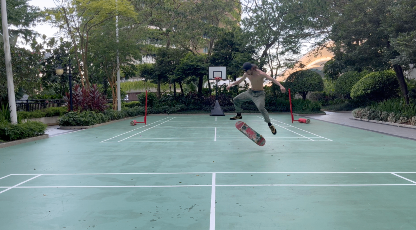 "Day 4  Kickflip Mission" r4topunk 🛹 🐭 