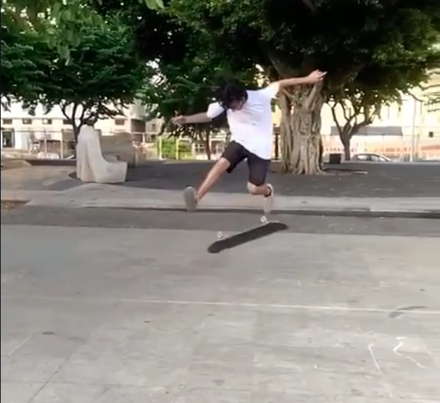 When the board spins and the landing stays quiet🛹🛹🛹