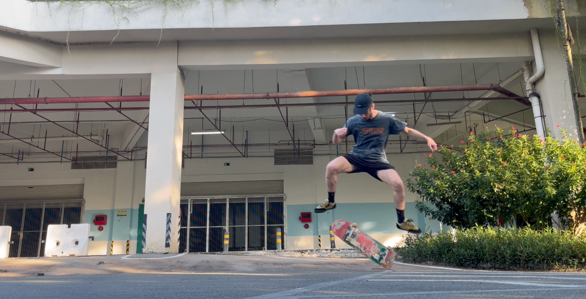 "Day 3 Kickflip Mission" r4topunk 🛹 🐭 